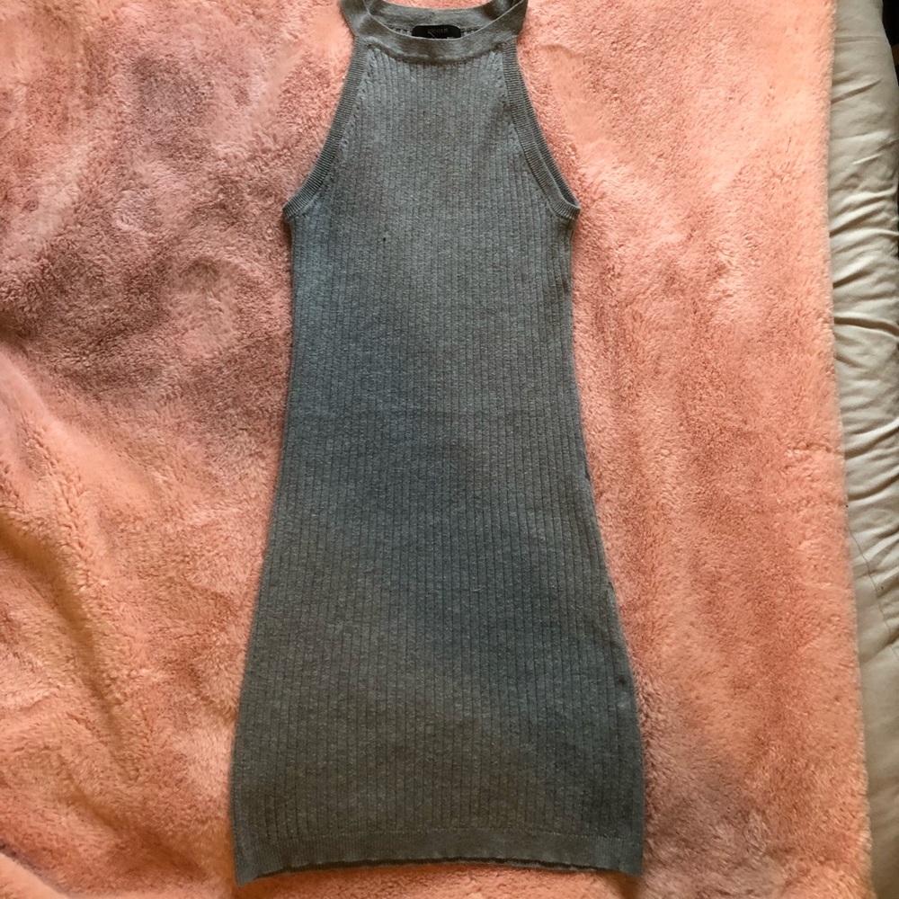 Sleeveless knit dress